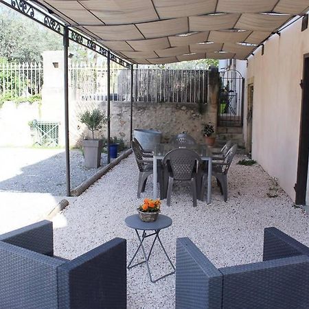Le Gite Du Jas Vieux Montfort  Luaran gambar